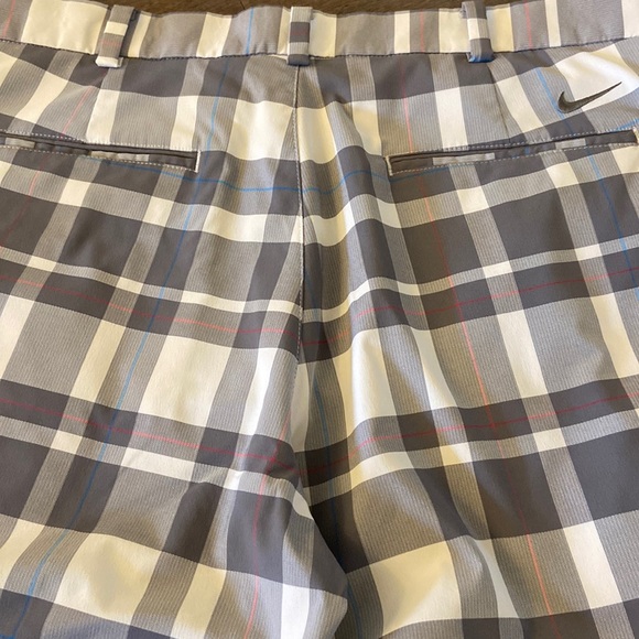 NIKE Dri-Fit True Performance Golf Trousers. NWOT. Size 36 X 32. Never worn. - Picture 7 of 10